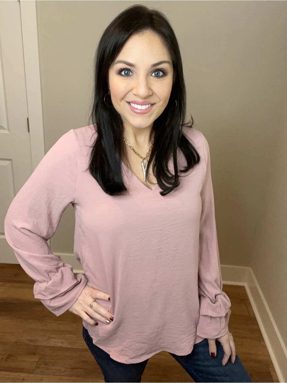 Small Women’s V-Neck Long Sleeve Blouse - Dusty Pink